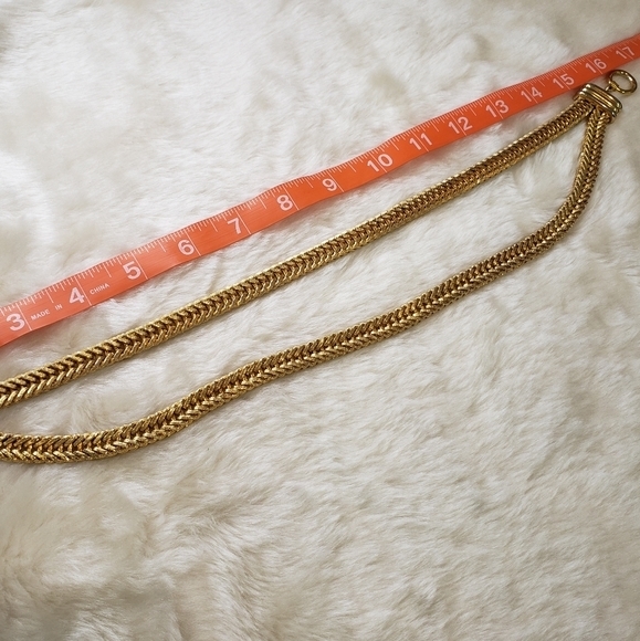 VINTAGE Goldtone Goddess Statement Snake Chain Collar Necklace - Picture 4 of 7